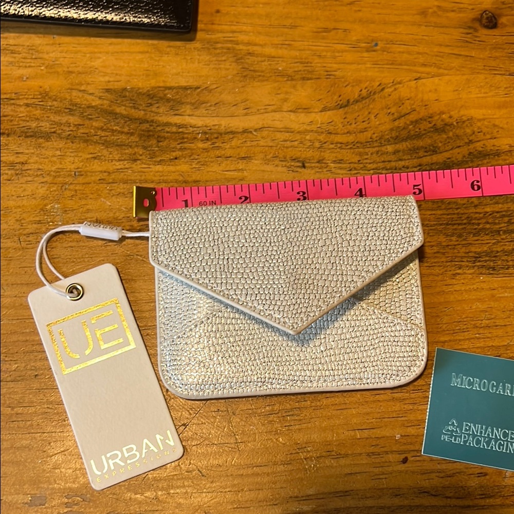 Urban Expressions White Wallet Compact Textured